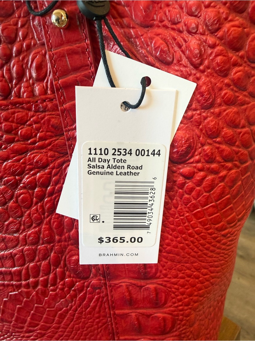 Red Croc-Embossed Brahmin Tote Bag - Designer Style - Picture 7 of 7